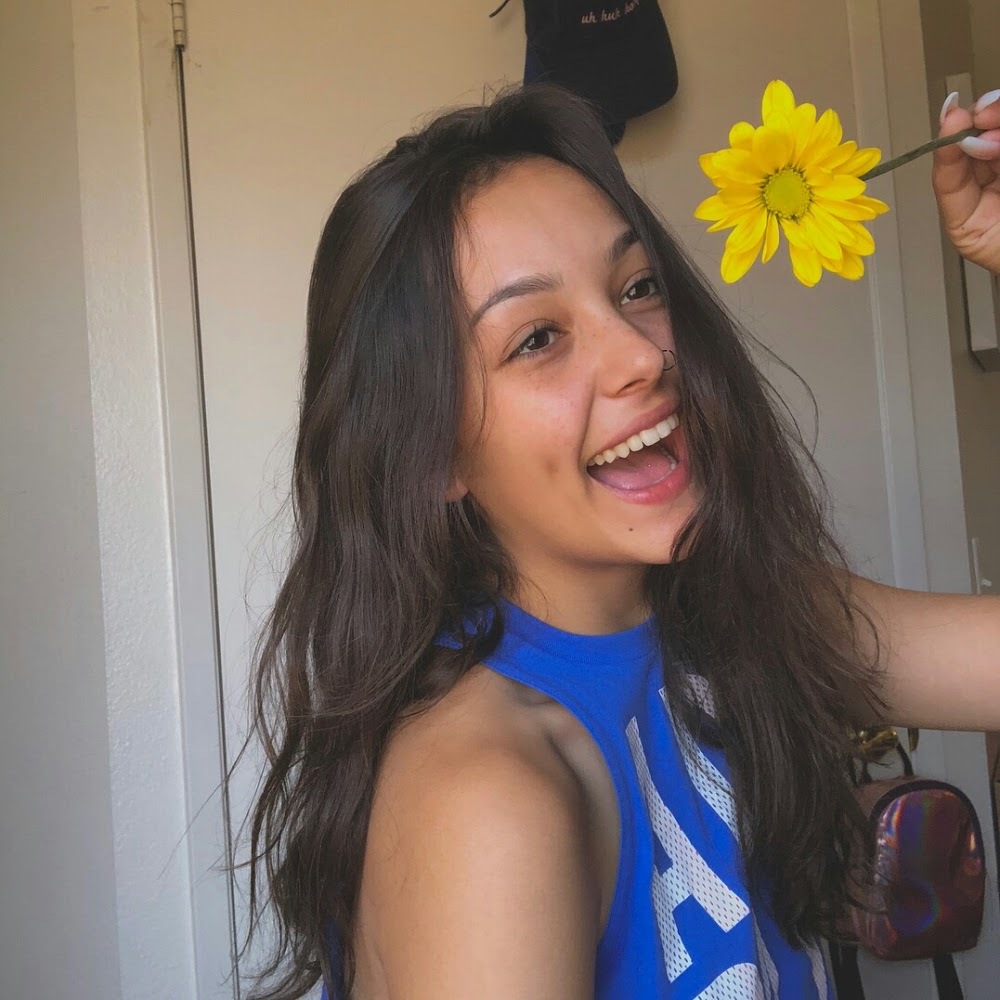 Meet your Posher, Seleny